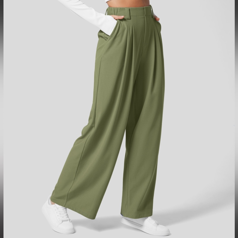 High Waisted Plicated Side Pocket Wide Leg Waffle Work
Pants